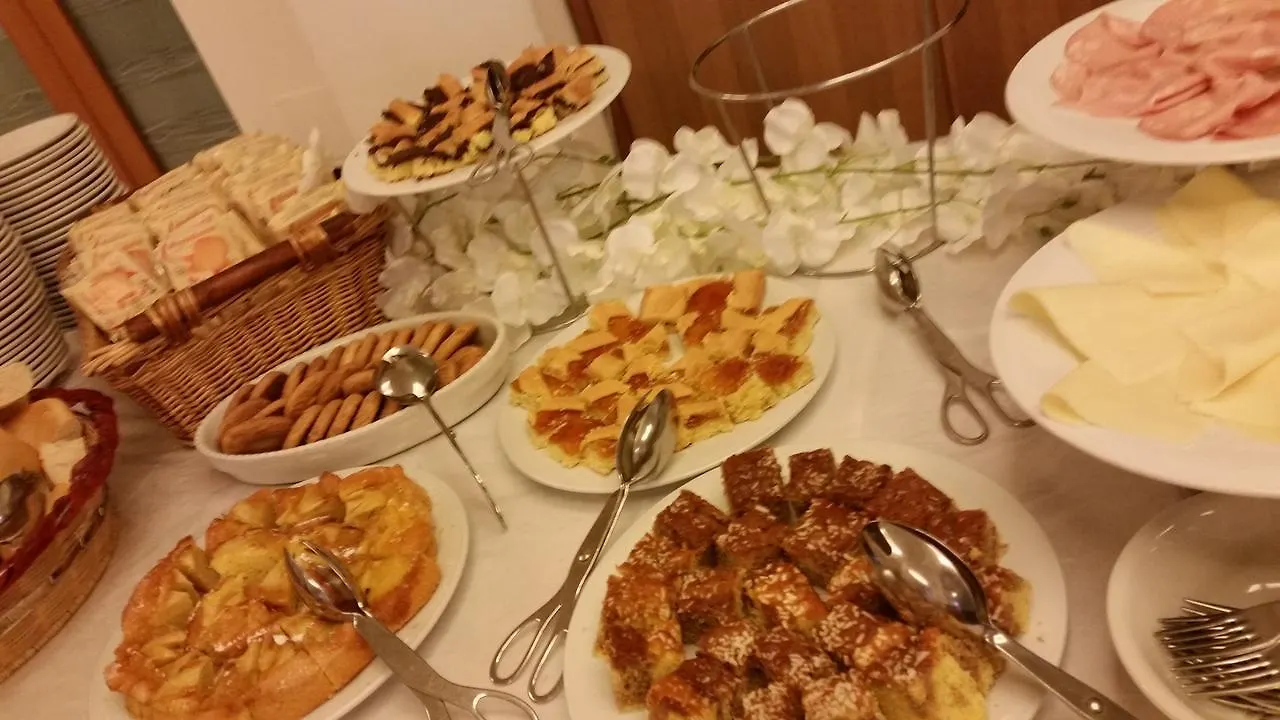 Hotel Angelus Rimini 3*,  Italy
